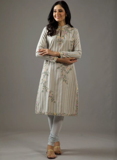 Kurta Set With Dupatta by Rohit Bal